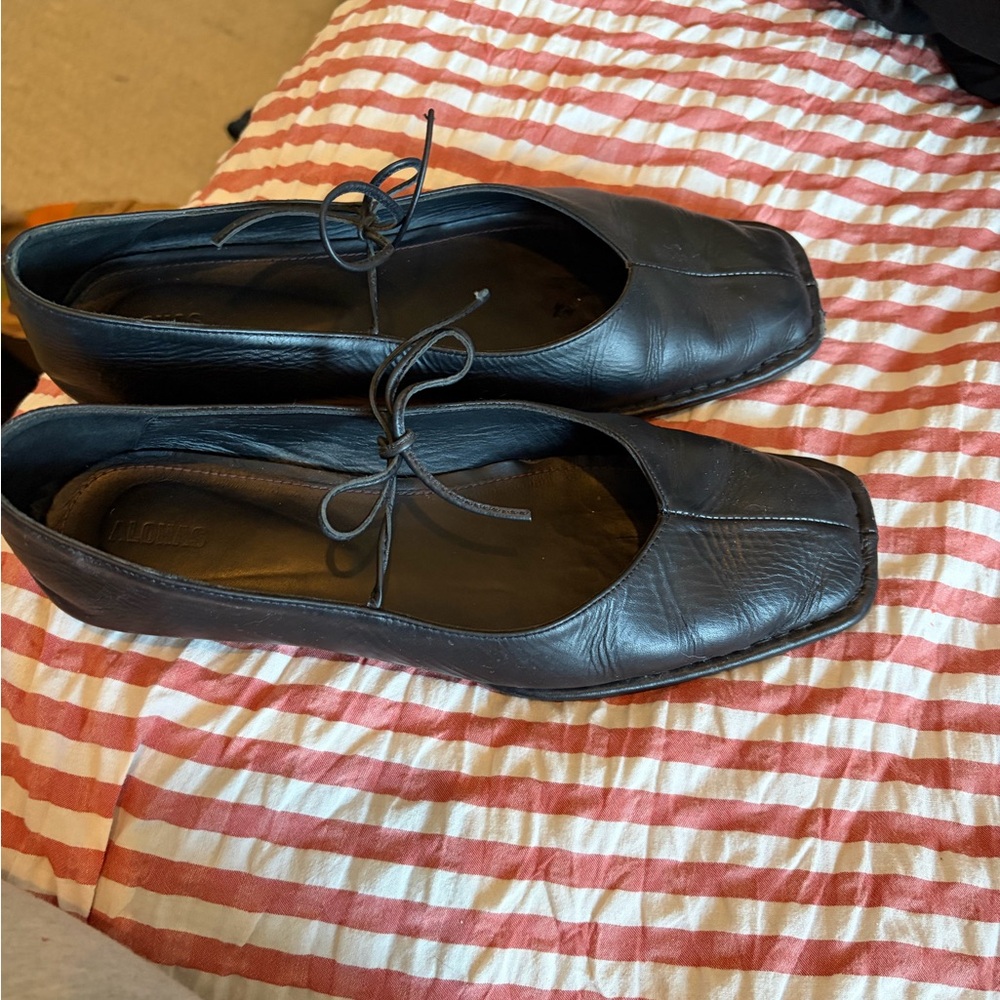 Black Square-Toe Leather Flats - image 1